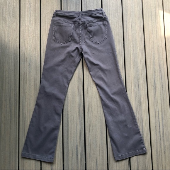 Hybrid & Company Gray 5 Pocket Jeans with Stretch Size 7 - Picture 2 of 9